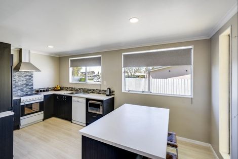 Photo of property in 35 Gilmour Place, Taradale, Napier, 4112