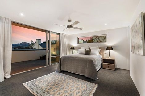 Photo of property in 15 Faulks Terrace, Wanaka, 9305