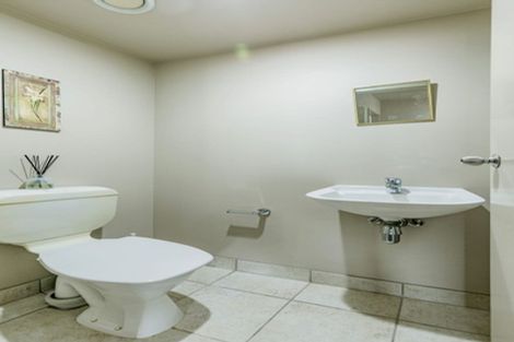 Photo of property in 2o/10 Crown Lynn Place, New Lynn, Auckland, 0600