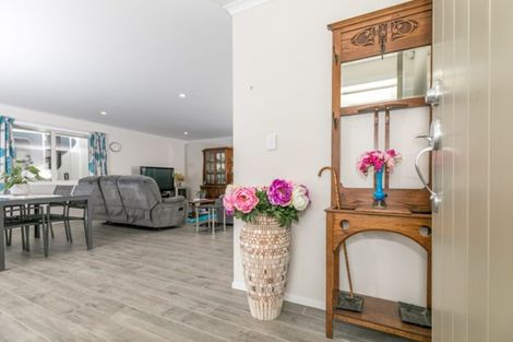 Photo of property in 31 Ladeira Place, Fitzroy, Hamilton, 3206