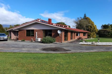 Photo of property in 109 Nine Mile Road, Westport, 7892