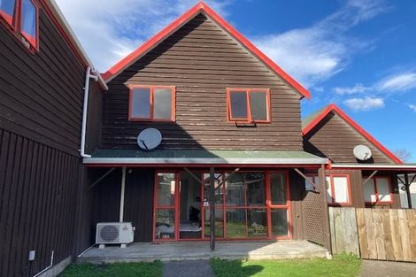 Photo of property in 2/505 Albert Street, Hastings, 4122