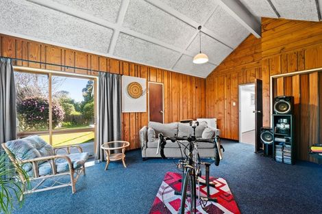 Photo of property in 15 Quin Crescent, Hawera, 4610