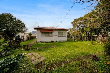 Photo of property in 188 South Road, Hawera, 4610