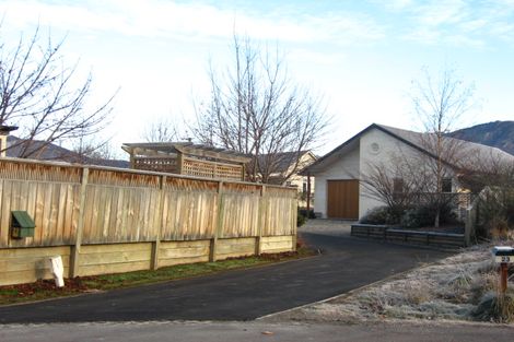 Photo of property in 23 Shanahan Lane, Arrowtown, 9302