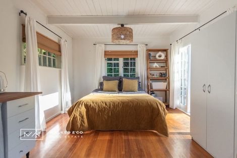 Photo of property in 4 Elmslie Road, Pinehaven, Upper Hutt, 5019