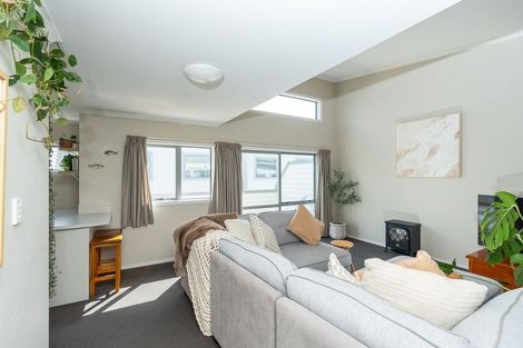 Photo of property in 18c Kelvin Place, Hamilton East, Hamilton, 3216