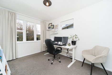 Photo of property in 17 Alexander Street, Awapuni, Palmerston North, 4412