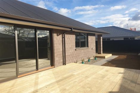 Photo of property in 42 Rose Leigh Drive, Cambridge, 3434