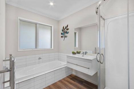 Photo of property in 92 Halberg Street, Dallington, Christchurch, 8061