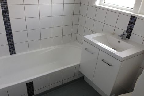 Photo of property in 2a Koromiko Avenue, Roslyn, Palmerston North, 4414