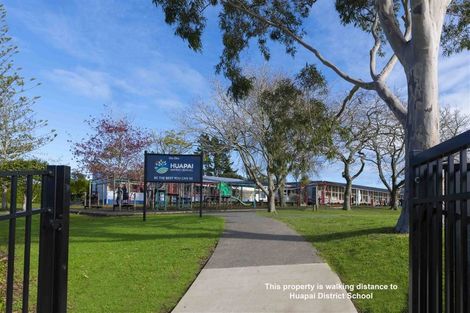 Photo of property in 42 Jane Maree Road, Kumeu, 0810