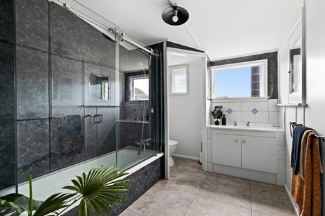 Photo of property in 292 Clifton Road, Te Awanga, 4102