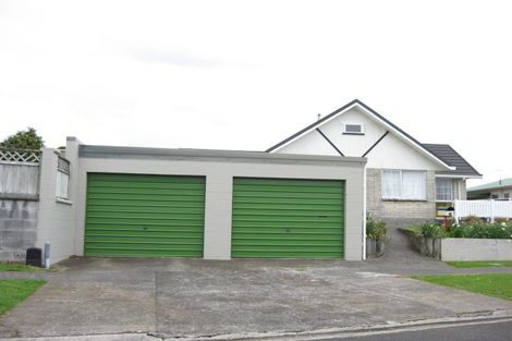 Photo of property in 21 Aratapu Street, Waitara, 4320