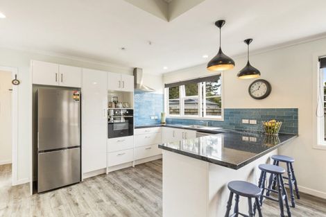 Photo of property in 56 Maire Street, Inglewood, 4330