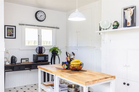 Photo of property in 53 Manuka Street, Castlecliff, Whanganui, 4501