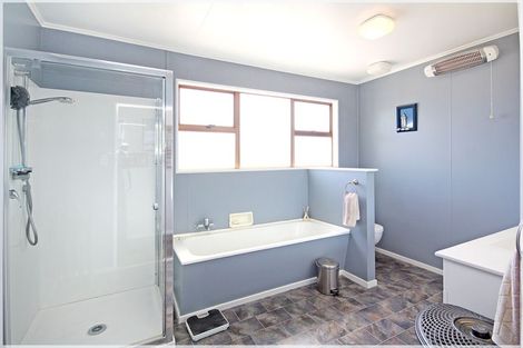 Photo of property in 16a Union Street, Foxton, 4814