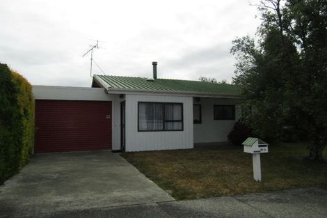 Photo of property in 10 Reeves Road, Acacia Bay, Taupo, 3330