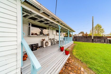 Photo of property in 50 Bibby Street, Waipawa, 4210