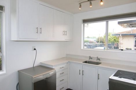 Photo of property in 29 Cutts Road, Russley, Christchurch, 8042