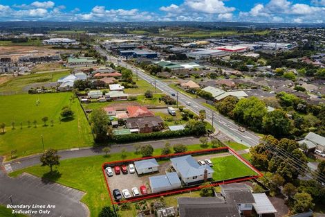 Photo of property in 496 Don Buck Road, Massey, Auckland, 0614