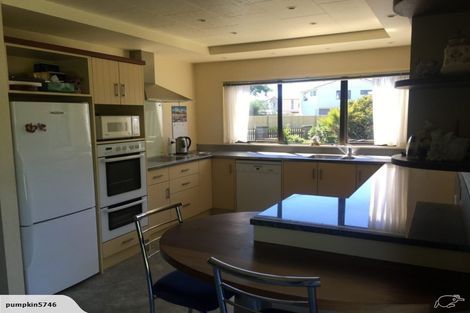 Photo of property in 76 Rata Street, Hawera, 4610