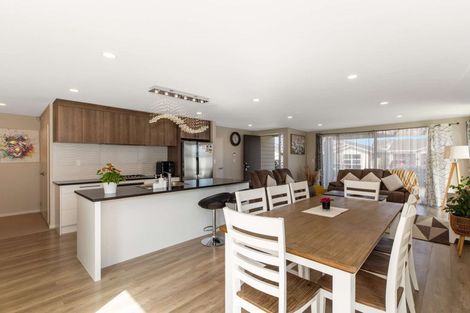 Photo of property in 19 Gum Spear Road, Takanini, 2112