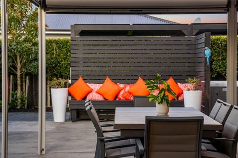 Photo of property in 15 Taikura Avenue, Red Beach, 0932