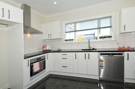 Photo of property in 22 Elizabeth Street, Petone, Lower Hutt, 5012