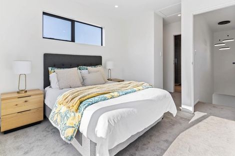 Photo of property in 1/38 Manuka Road, Glenfield, Auckland, 0629