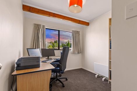 Photo of property in 29 Tirimoana Road, Te Atatu South, Auckland, 0602