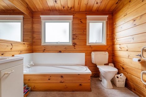 Photo of property in 7 Endeavour Close, Whitianga, 3510