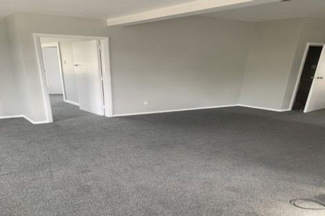 Photo of property in 84 Racecourse Road, Sockburn, Christchurch, 8042