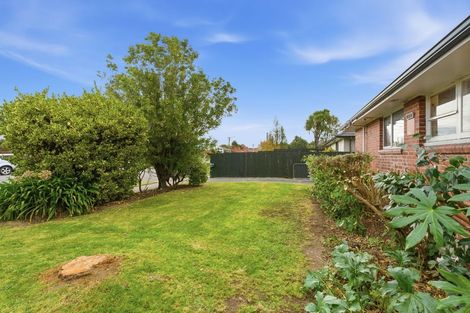 Photo of property in 50 Staveley Street, Avonhead, Christchurch, 8042