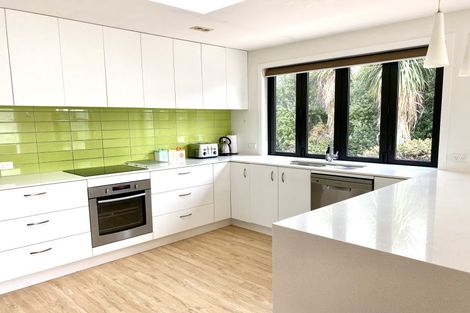 Photo of property in 8 Warbler Lane, Albert Town, Wanaka, 9305