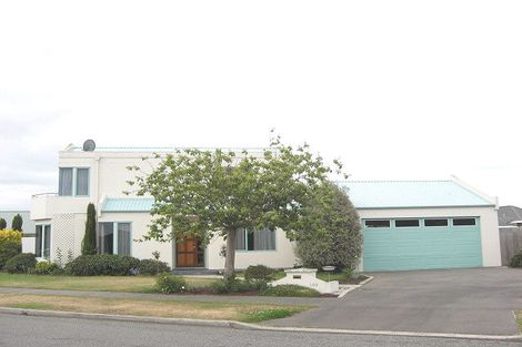 Photo of property in 103 Inwoods Close, Parklands, Christchurch, 8083