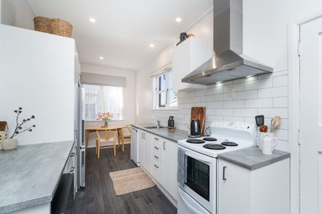 Photo of property in 78 Manson Street, Terrace End, Palmerston North, 4410