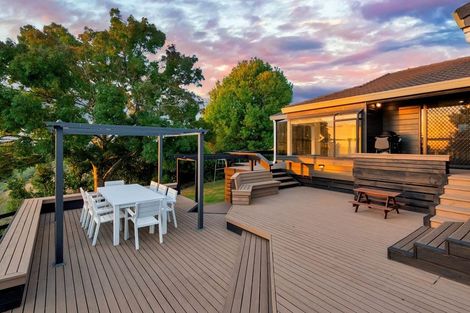 Photo of property in 231 Kaipara Road, Papakura, 2582