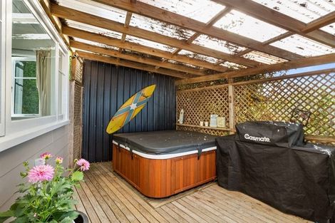 Photo of property in 17b Brightside Road, Stanmore Bay, Whangaparaoa, 0932