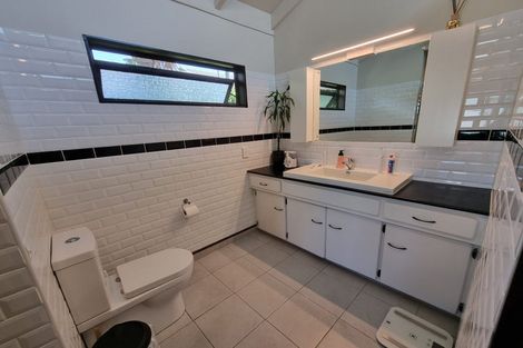 Photo of property in 1/117 Guppy Road, Taradale, Napier, 4112