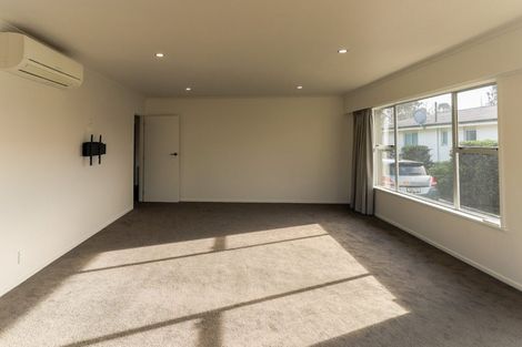 Photo of property in 24 Great North Road, Winton, 9720