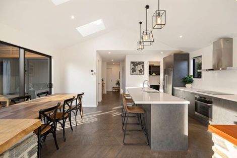 Photo of property in 13 Falconer Rise, Jacks Point, Queenstown, 9371