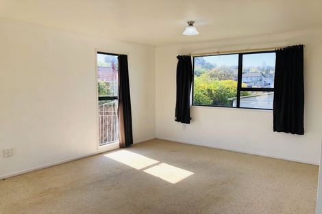 Photo of property in 24 Vanbrugh Place, Bucklands Beach, Auckland, 2014