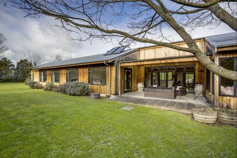 Photo of property in 260 Havelock Road, Akina, Hastings, 4122