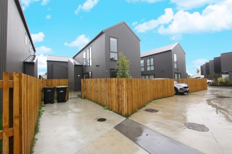 Photo of property in 2b Otaimako Place, Mangere, Auckland, 2022