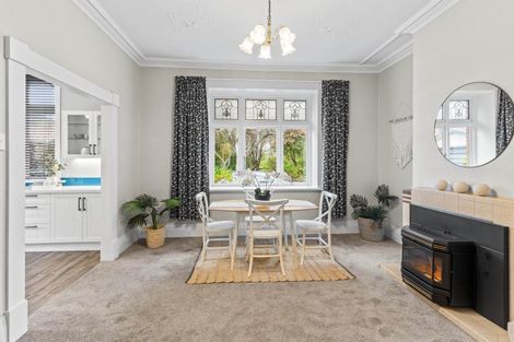 Photo of property in 241 Bay View Road, Saint Clair, Dunedin, 9012