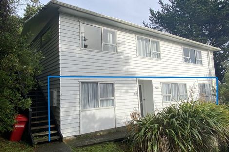 Photo of property in 1/6 Glanmire Road, Newlands, Wellington, 6037