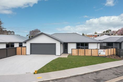 Photo of property in 7 Tapley Close, Halfway Bush, Dunedin, 9010