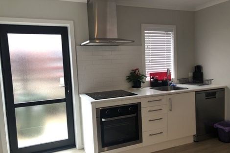 Photo of property in 27u2 Campbell Street, Frankton, Hamilton, 3204