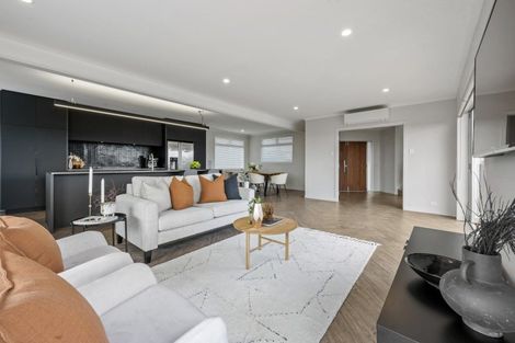 Photo of property in 2 Prospect Terrace, Pukekohe, 2120